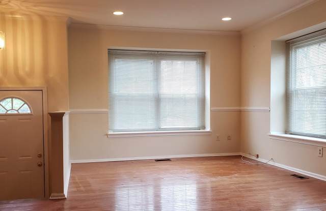 14894 HYATT PLACE Gallery 4