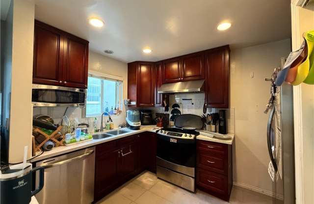 10614 Eastborne Avenue photos photos