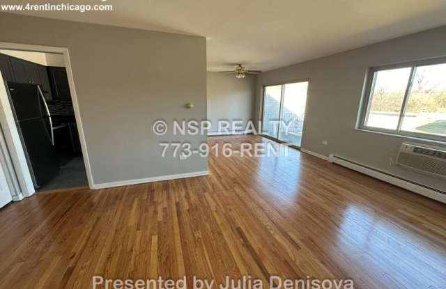 1639 Oakwood Gallery 1