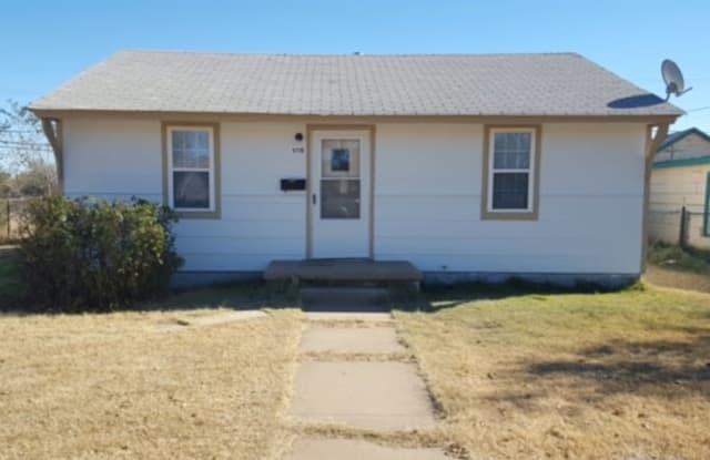 4115 S Polk Gallery 1