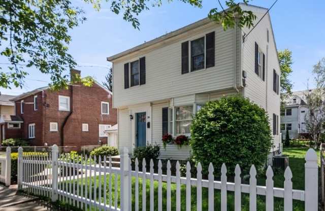 34 Donnybrook Gallery 2