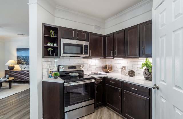 Grand Villas at Cinco Ranch Gallery 1