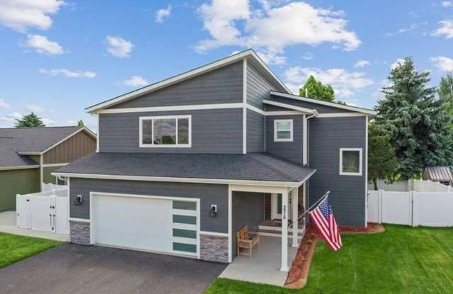 Spacious 3 Bedroom Home in Aspen Creek Estates with Mountain Views photos photos Spacious 3 Bedroom Home in Aspen Creek Estates with Mountain Views photos photos