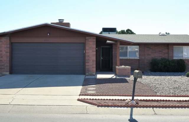 3777 West Horizon Hills Drive - 3777 West Horizon Hills Drive, Casas Adobes, AZ 85741