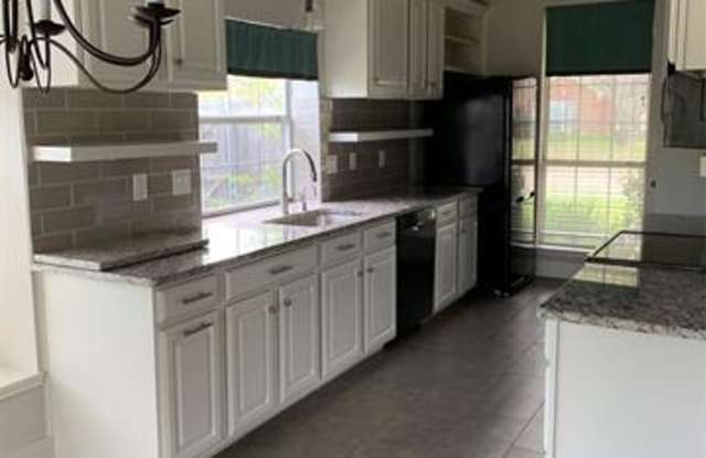 2074 Cameo Drive Gallery 4