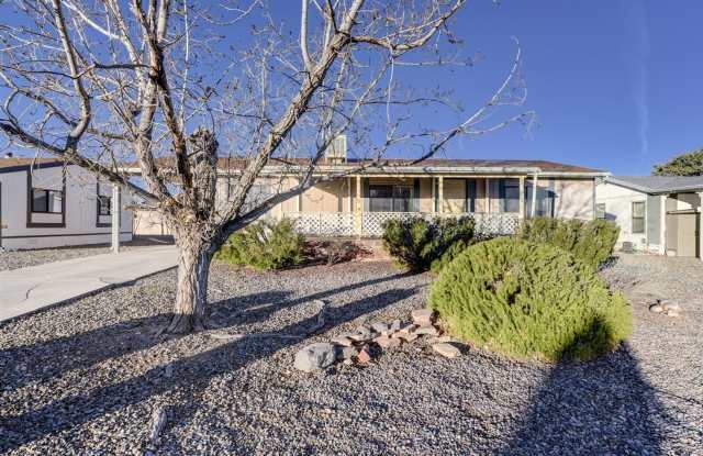 2 Bedroom, 2 Bath Home Close to Willow Lake in Prescott photos photos