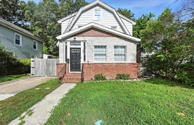 931 Kenton Avenue photos photos
