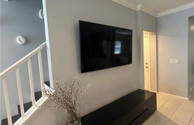 BEAUTIFUL HOME IMMACULATE AND READY TO MOVE-IN photos photos