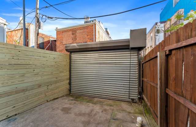 1 Month Free Rent for a Lease Start by 11/15! Bedroom 1 Bathroom Townhouse // H-Street Corridor // Private Parking Included! photos photos