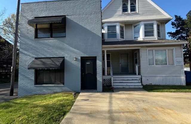 12816 Detroit Avenue - 2 - 12816 Detroit Avenue, Lakewood, OH 44107