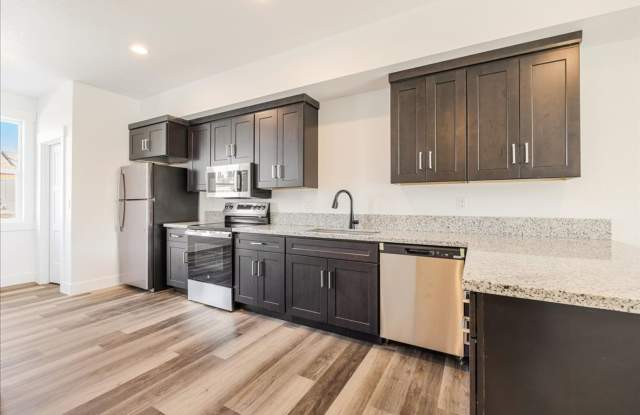 Introducing SE 18th Street Townhomes — Six Stunning New Residences in Gresham photos photos