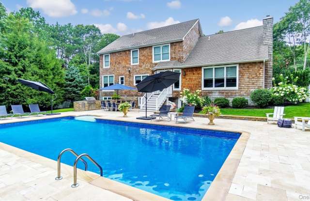 151 Chardonnay Drive Gallery 4