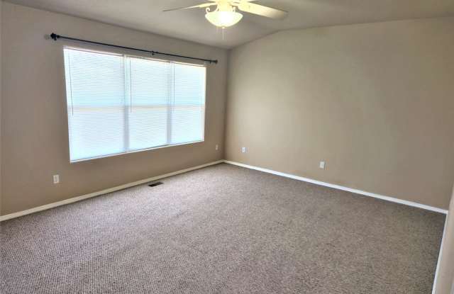 Cute Home For Rent on Ridgebury Pl. Gallery 1