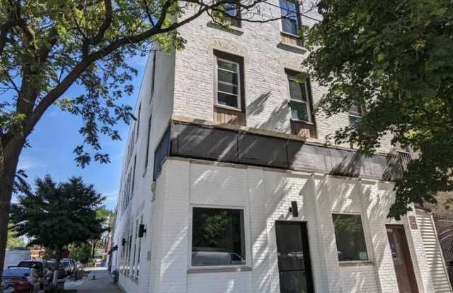 449 N Elizabeth St photos photos