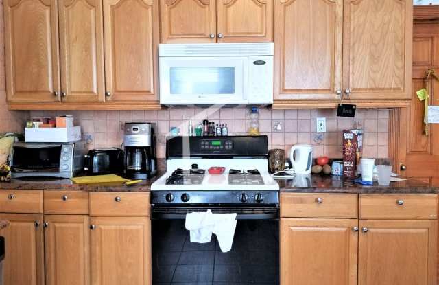 NICE BRIGHTON LISTING!!!!! 2.5 BED!!! photos photos