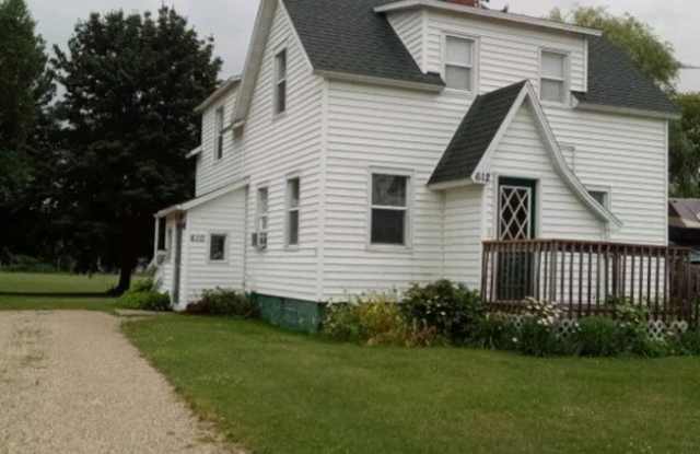610 Church Avenue - Upper photos photos