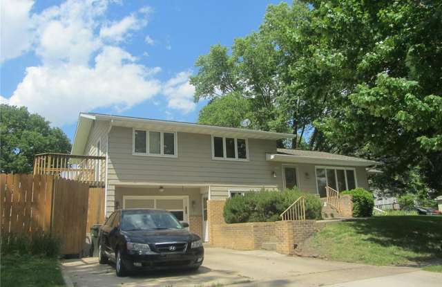 4 Bedrooms! 3 Baths! Available soon!! photos photos