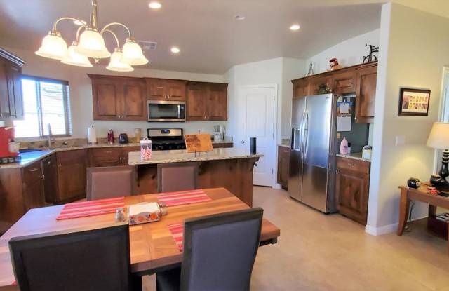 Home in Peregine Pointe photos photos