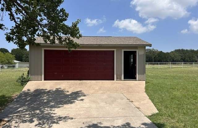 177 County Road 4917 Gallery 3