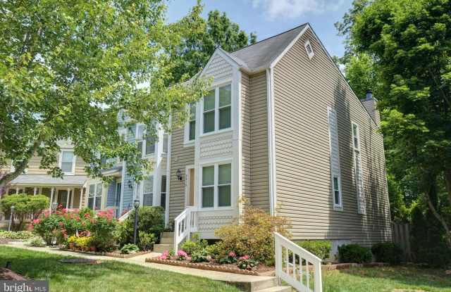 5919 SAINT GILES WAY photos photos