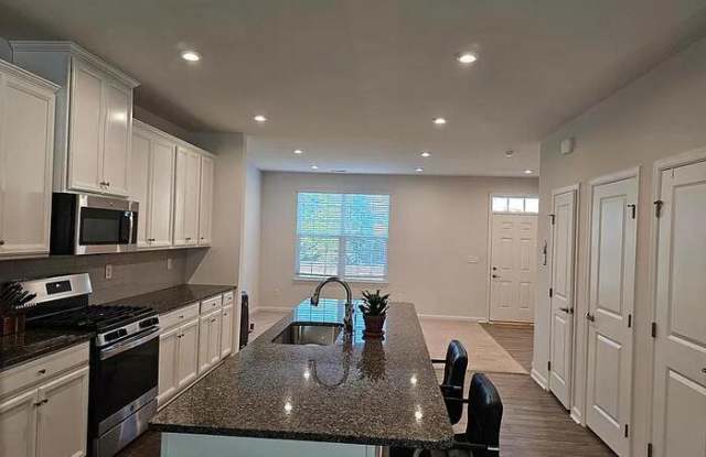 116 Hamrick Road Gallery 3