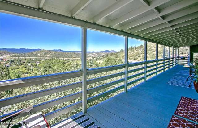 2518 Hilltop Road Gallery 3