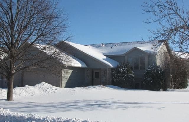 16157 Logarto Ln - 16157 Logarto Lane, Lakeville, MN 55044