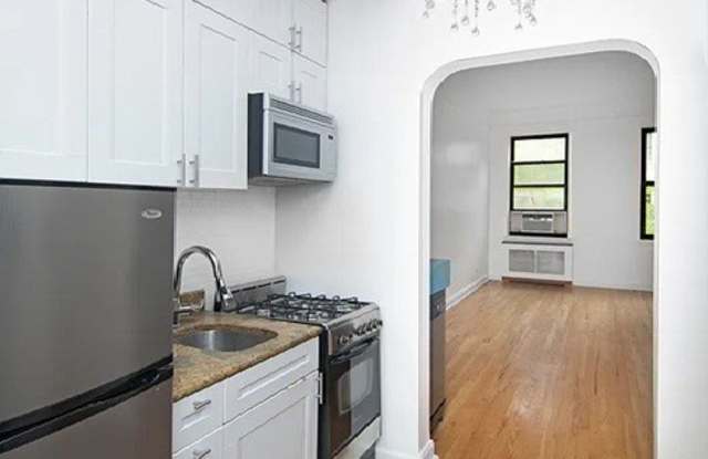 104 E 37th St Apt 4C - 104 East 37th Street, New York City, NY 10016