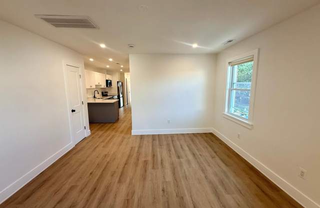 2920 8TH Street NE Gallery 2