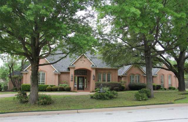 806 Pearl Drive - 806 Pearl Drive, Southlake, TX 76092