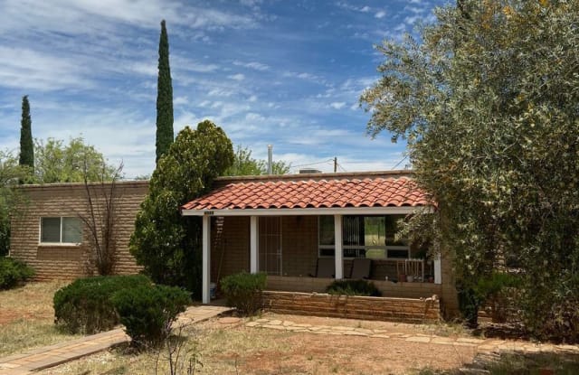 4543 S Santa Lucia Ave - 4543 S Santa Lucia Ave, Sierra Vista Southeast, AZ 85650