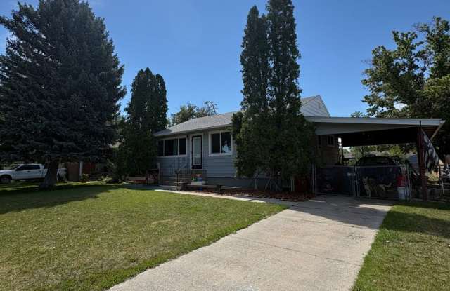Spacious 4 bed 2 Bath Centrally Located photos photos Spacious 4 bed 2 Bath Centrally Located photos photos