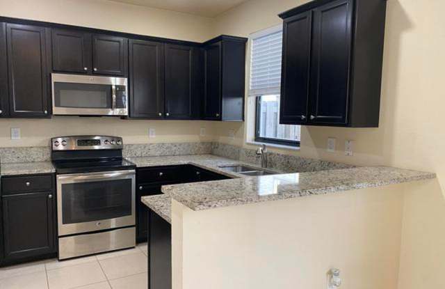 11269 NW 88TH Street, Doral, FL 33178 - 2771 Gallery 1