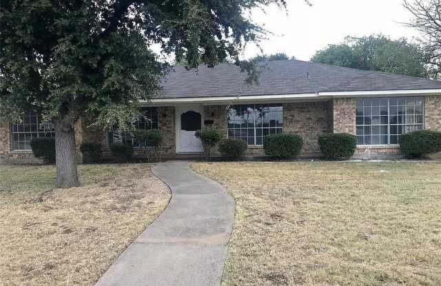 600 Vaughn Avenue - 600 Vaughn Avenue, Everman, TX 76140