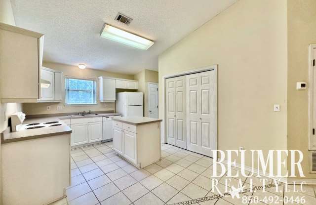 3bd/2ba Home For Rent Gallery 4