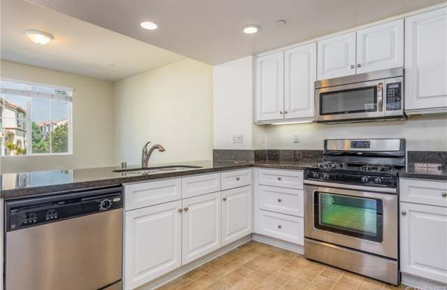 15637 Odyssey Drive Gallery 4