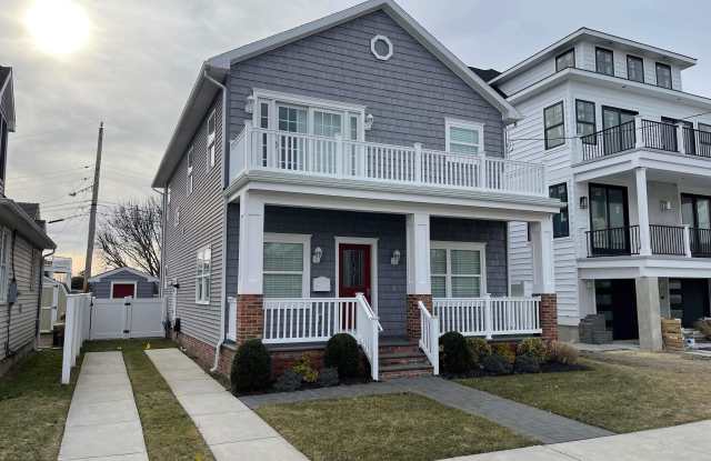 302 N Huntington Ave - 302 North Huntington Avenue, Margate City, NJ 08402