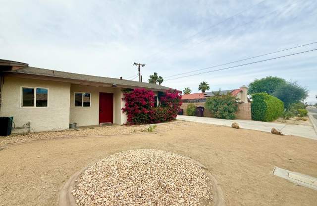AVAILABLE NOW!!  RECENTLY UPDATED 1 Bedroom 1 Bathroom!! Apartment in Palm Desert photos photos