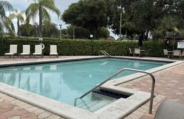 2160 SW 16th Ave photos photos