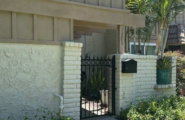 Garden Park Townhomes: 3 Bedroom 2.5 Bath Attached Townhome, photos photos