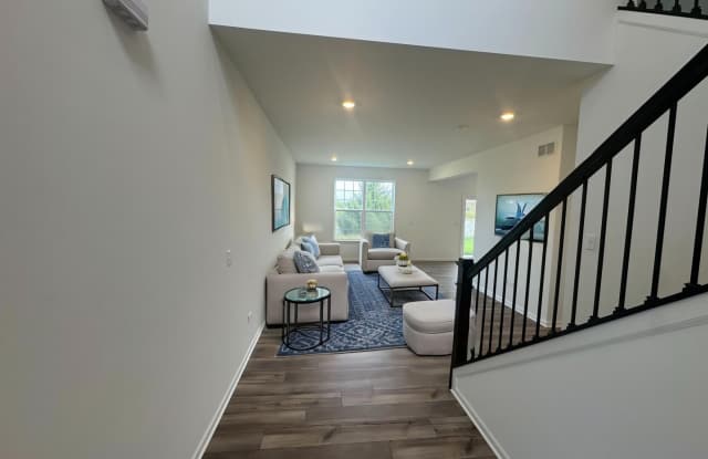 7714 Nightshade Lane Gallery 4