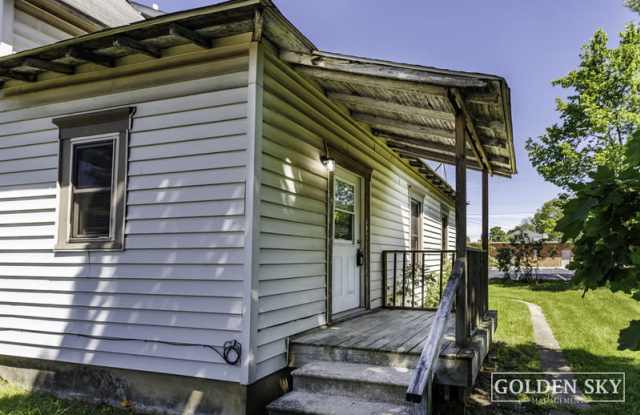 216 1/2 South Dill Street - 216 South Dill Street, Muncie, IN 47303