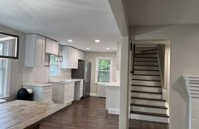296 Oak Street photos photos