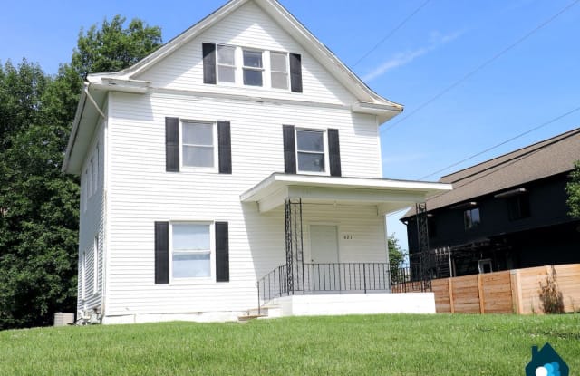 621 North 24th Street - 621 North 24th Street, Lincoln, NE 68503