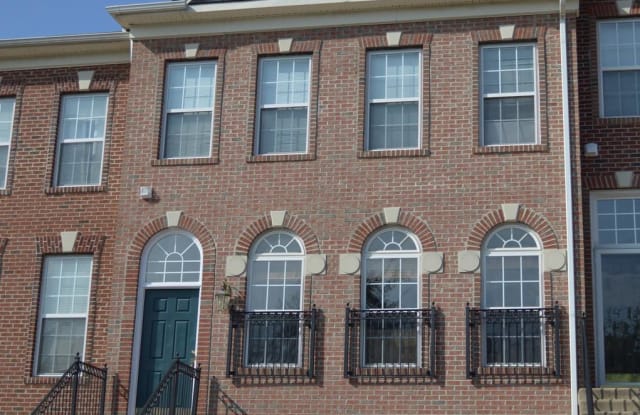 8226 GUNSTON COMMONS WAY - 8226 Gunston Commons Way, Lorton, VA 22079