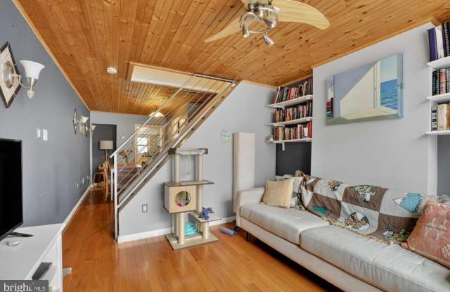 416 E FLORA Street photos photos