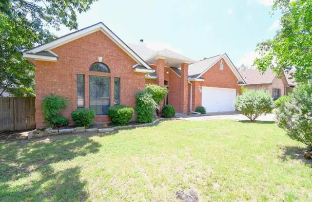 719 Oak Hollow Dr photos photos