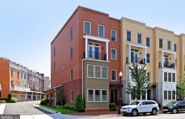 1915 MAIN LINE BOULEVARD - 1915 Main Line Boulevard, Alexandria, VA 22301