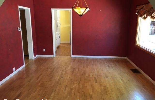 617 Lincoln Ave Gallery 3