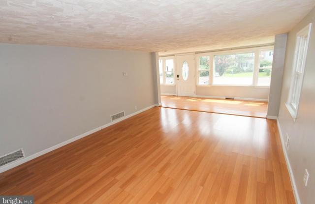 6721 RADCLIFFE STREET photos photos